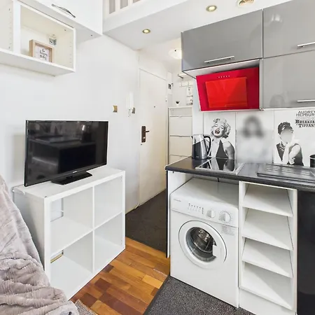 Budget-friendly Located Near Royal Baths Park By Renters * 华沙